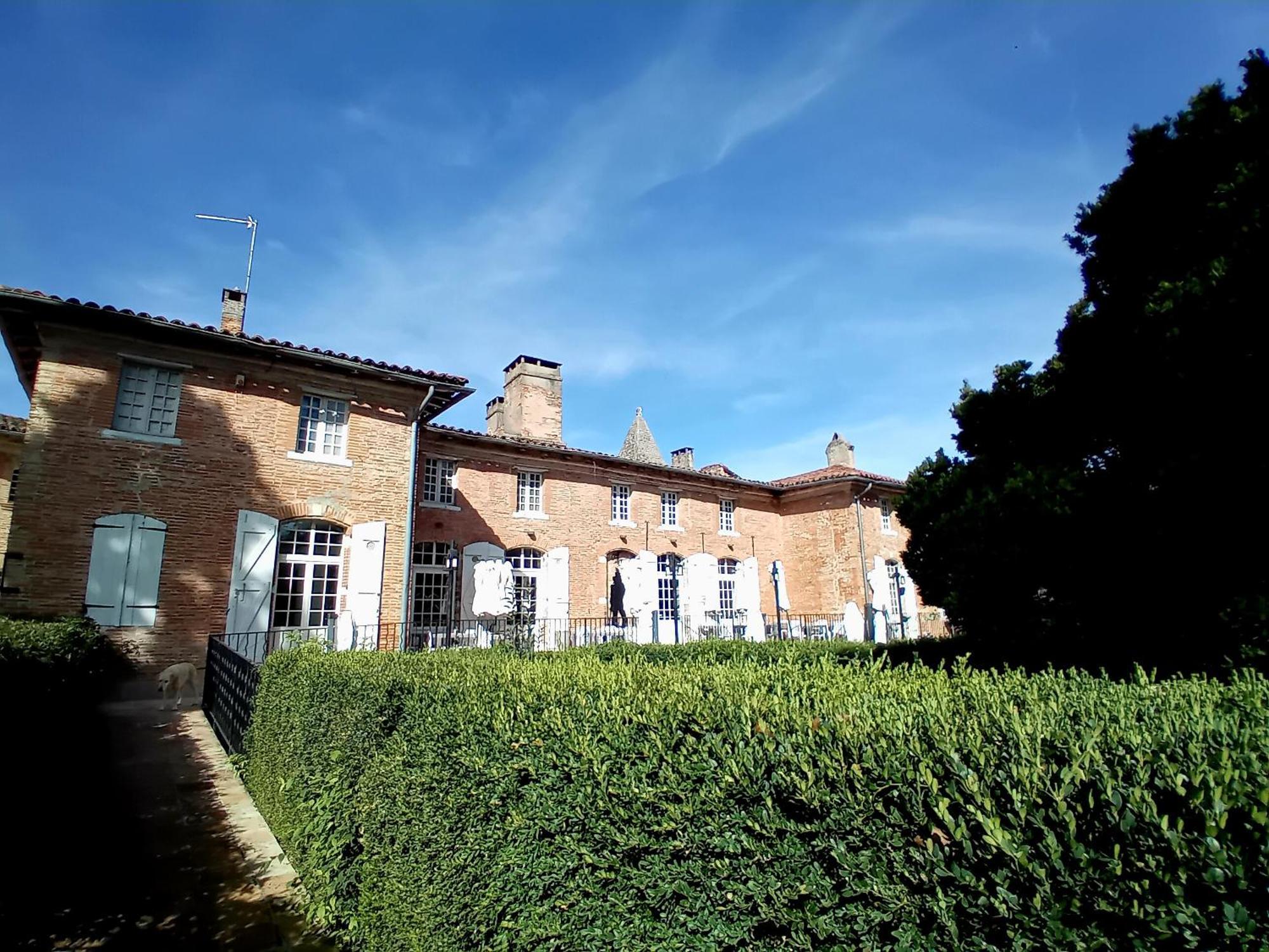 Logis Domaine De Peyrolade Bed and Breakfast Daux Buitenkant foto